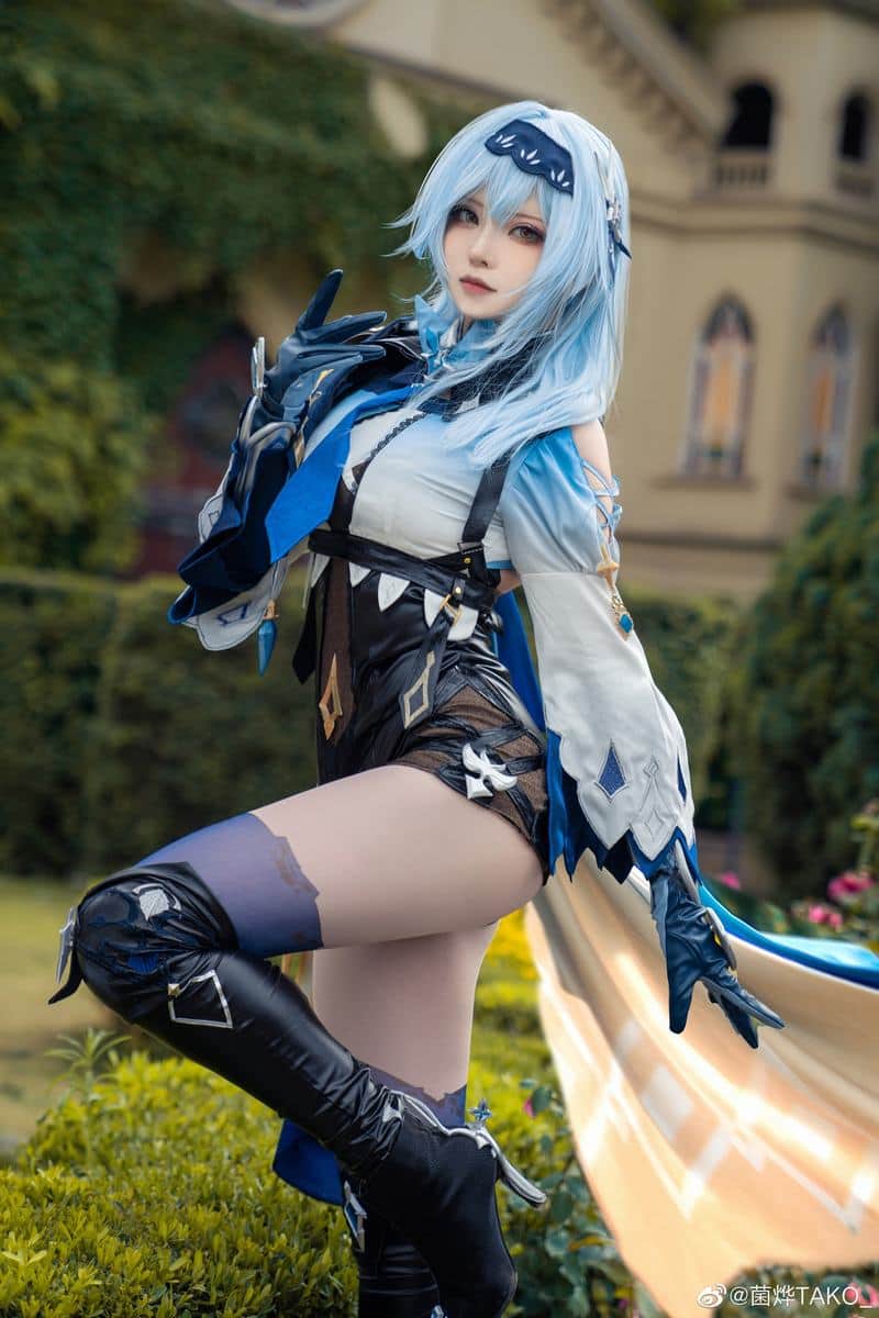 Cosplay waifu Eula trong Genshin Impact - ThuVienAnime